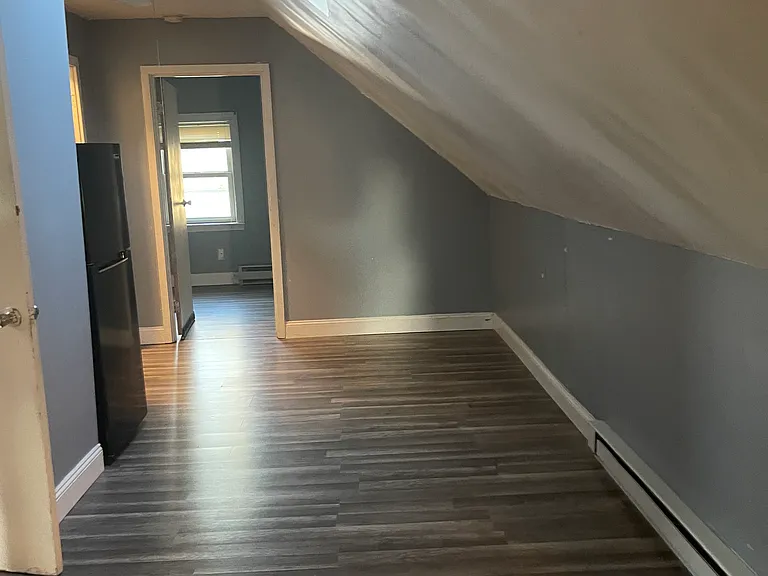 10 Huron St #3 — Photo 8