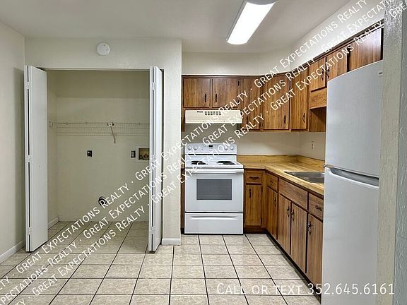 2nd image of 1904 NE 17th Pl Unit 7