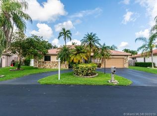 5611 Knighthurst Way, Davie, FL 33331