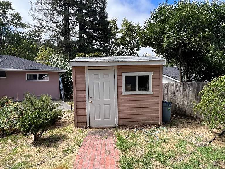 3176 Stanley Blvd — Photo 22