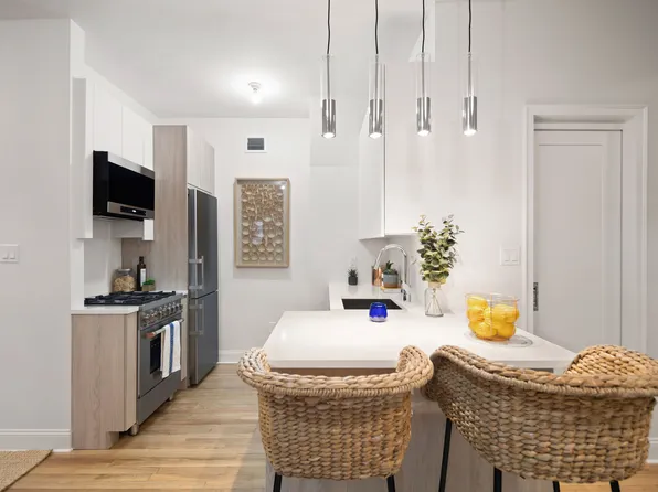 459 Hudson Street image 1 of 12