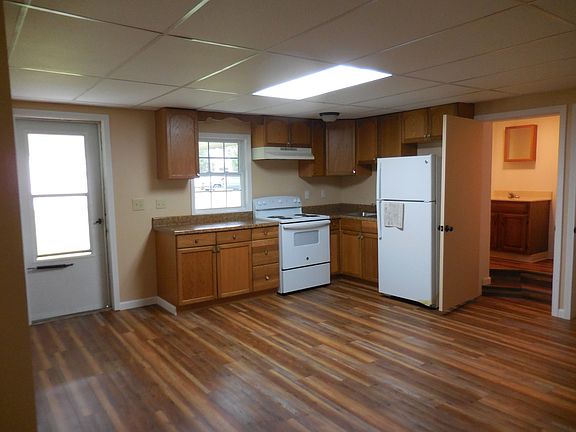 3rd image of 13588 Dunnings Hwy APT 103