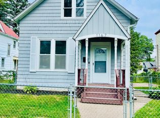 1167 Beech St, Saint Paul, MN 55106