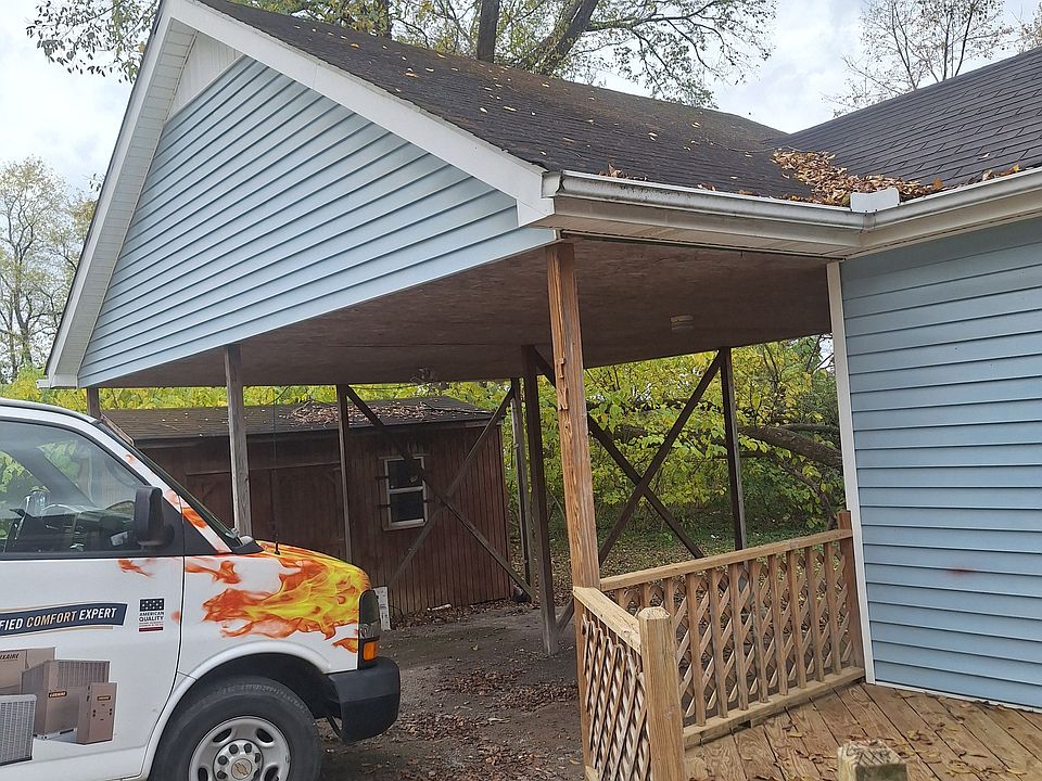 1st image of 1641 Harris St