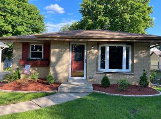 4931 W Midland Dr, Greenfield, WI 53219