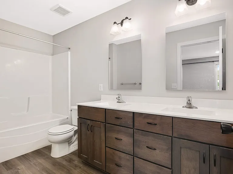 2927 Marshall St NE #A — Photo 16