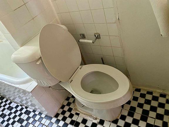 5th image of 231 Irving Ave APT 3L