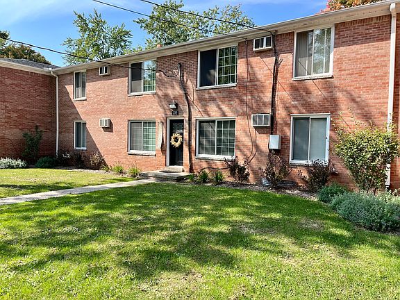 2nd image of 298 Clark St APT 4