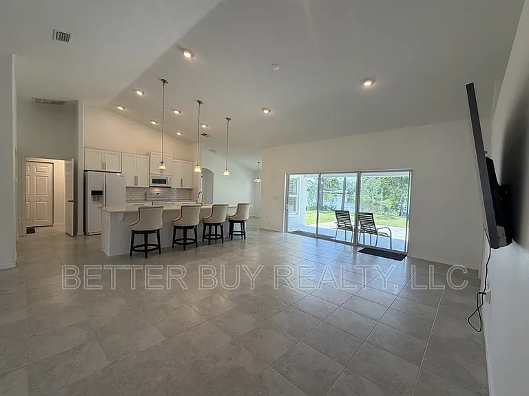 16 Kalendar Ct — Photo 7