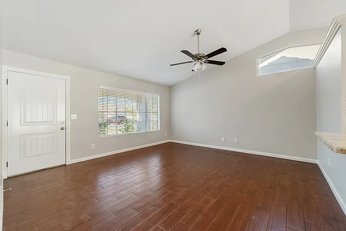 421 E Bart Dr — Photo 4