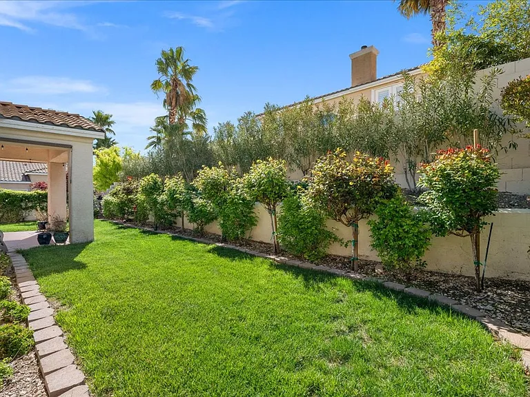 10101 Pinnacle View Pl — Photo 34