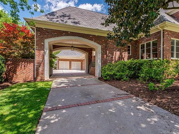 2nd image of 4815 Carmel Club Dr