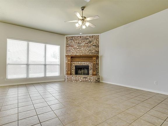 5th image of 15579 Appaloosa Dr