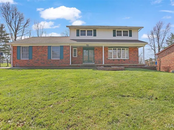 1606 Fairway Dr, O'Fallon, IL 62269