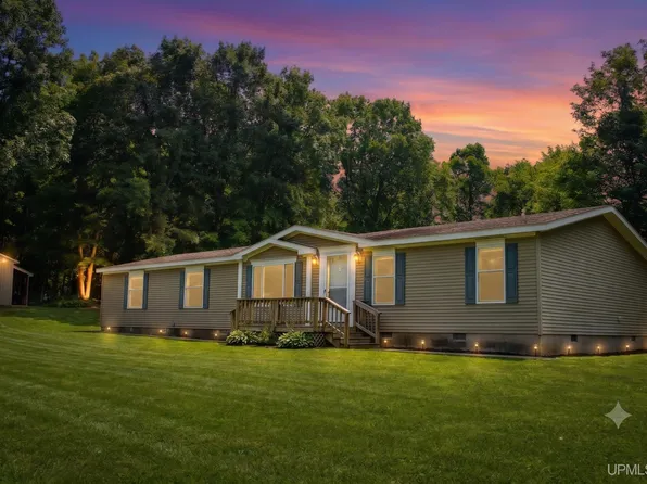 2265 W Beaver Pete Rd, Vulcan, MI 49892
