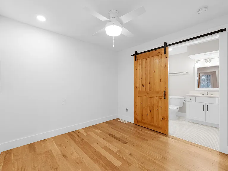 261 E Livingston Ave #A — Photo 6