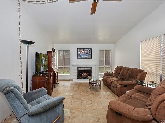 3rd image of 13012 Basswood Ave