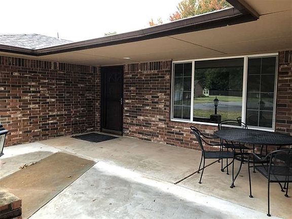 2nd image of 508 N Cimarron Dr