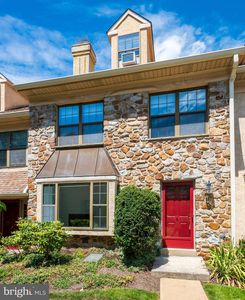 6 Liberte Ln, Chesterbrook, PA, 19087