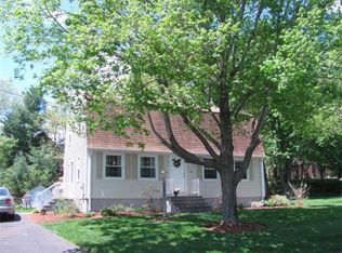 195 Braeburn Rd, East Longmeadow, MA 01028