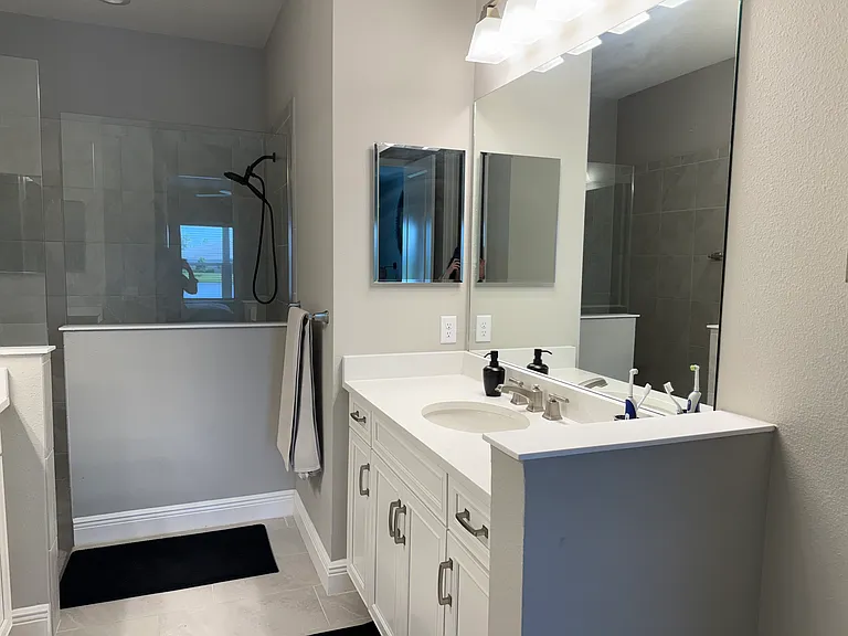 Master bathroom vanity #2