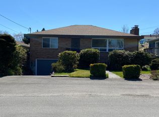 3329 S Webster St, Seattle, WA 98118