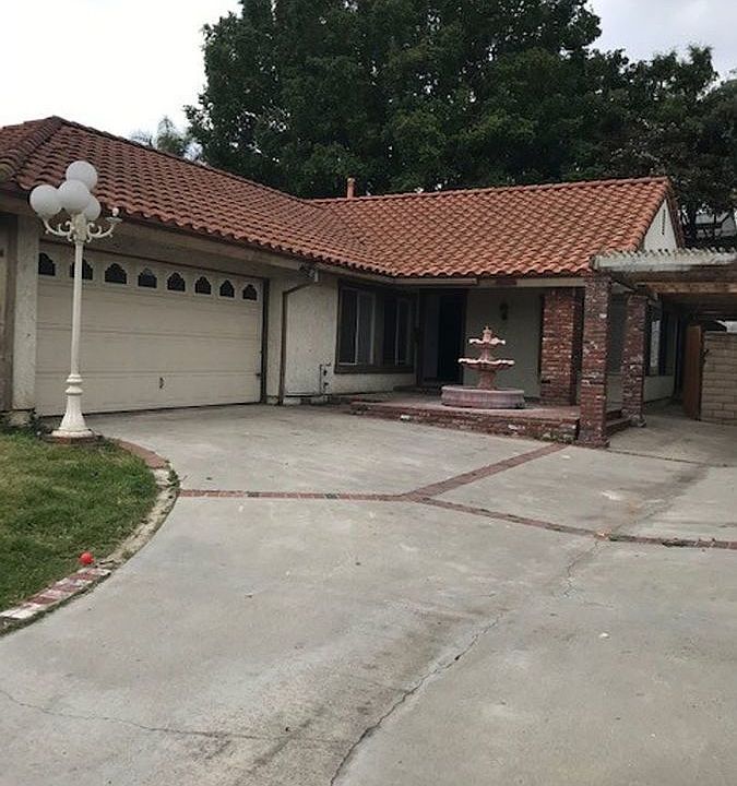 1st image of 1844 E Woodgate Dr