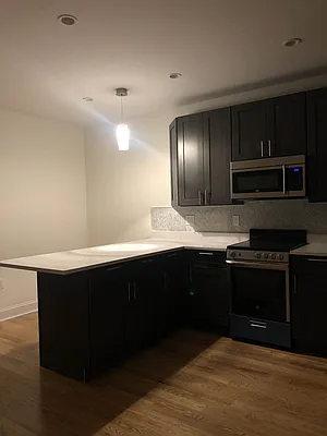 Rented by Urban Real Estate Property Group Inc | media 7