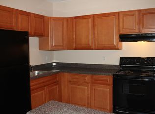 188 Allen St APT 103, New Britain, CT 06053