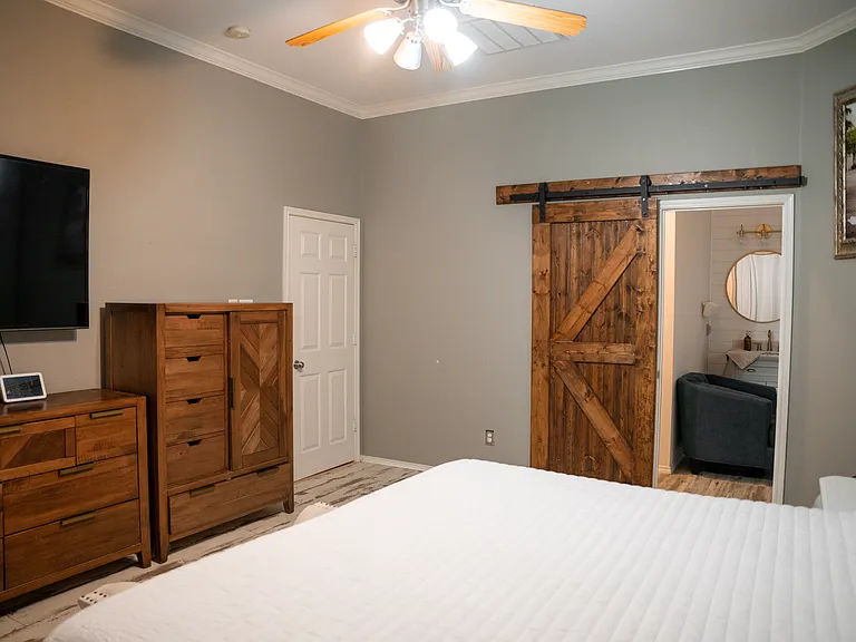 8241 Grayson Way — Photo 33
