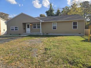 16 Letts Landing Rd, Waretown, NJ 08758