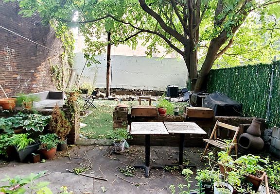 5th image of 370 Central Ave #1L