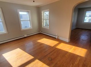 9 Grove St FL 2ND, Fall River, MA 02720