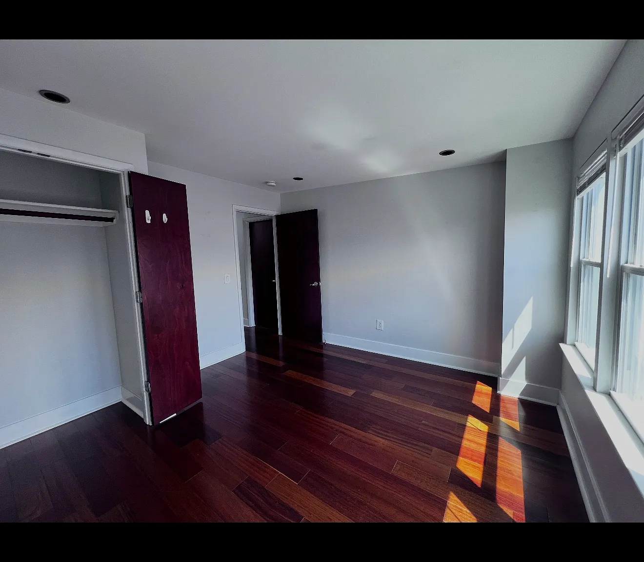 4 bed, 1600 sqft, $1,050 — Photo 3