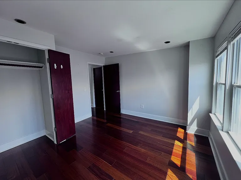 514 Quincy St NW #A — Photo 3