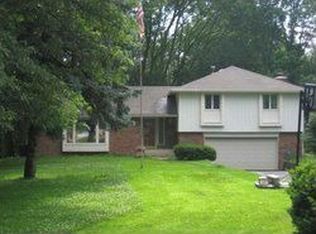 1161 S Oden Dr, Greenfield, IN 46140