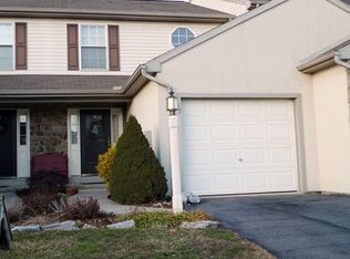 117 Moorland Ct, Lititz, PA 17543