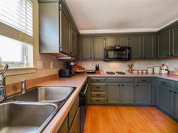 5th image of 774 Eastwind Ct