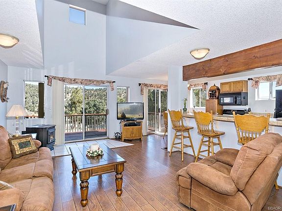 4th image of 47200 Skyview Dr