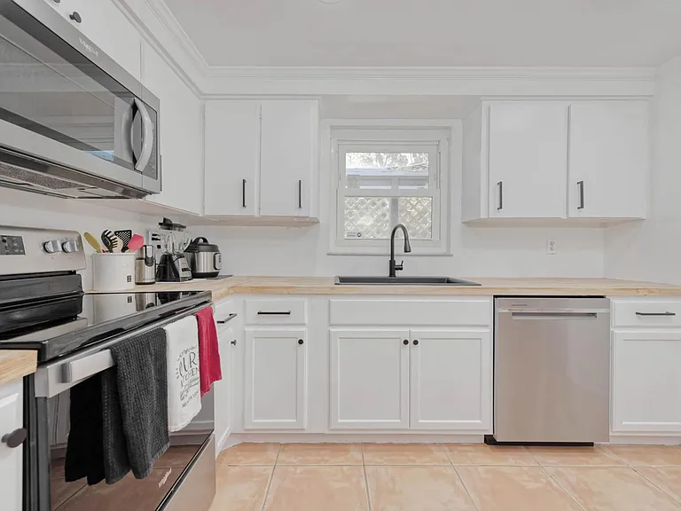 3217 Restful Ln — Photo 15