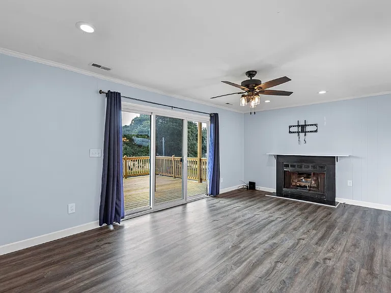 735 W Ocean View Ave #B — Photo 13