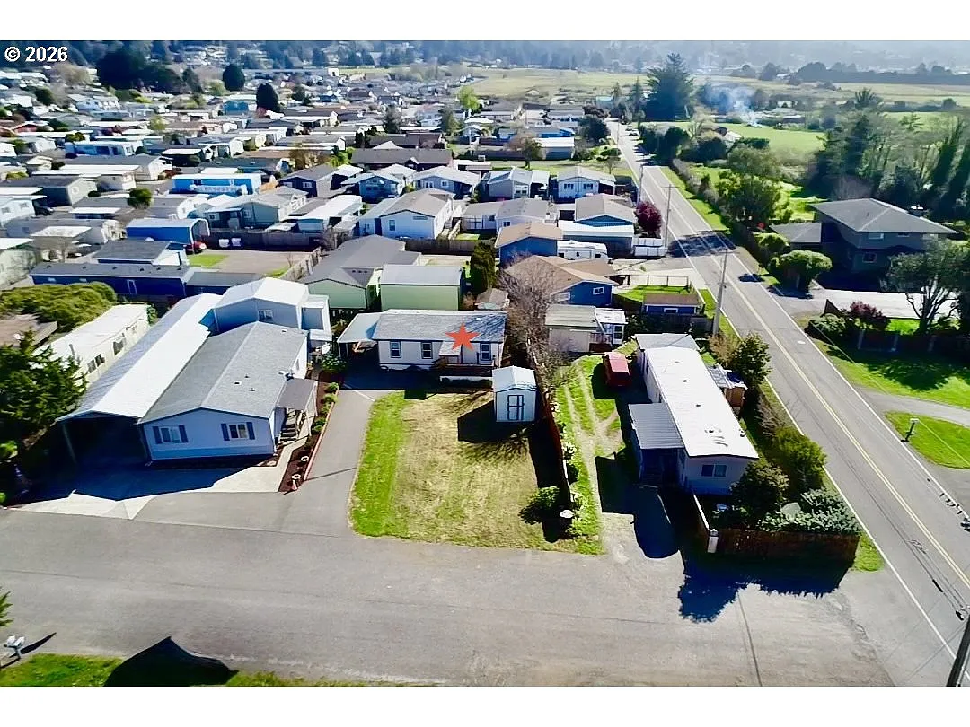 15851 Sunset Strip photo 1