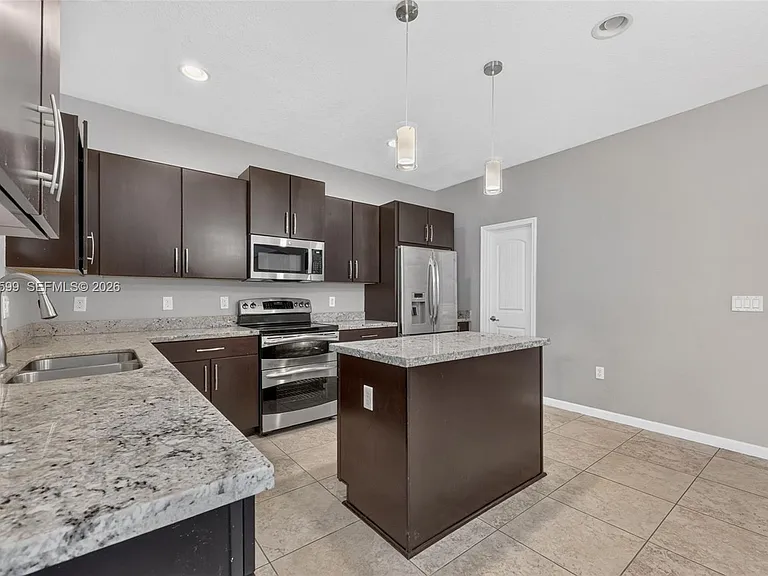20943 SW 133rd Ave — Photo 5