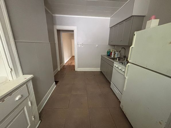 527 North Ave FLOOR 2