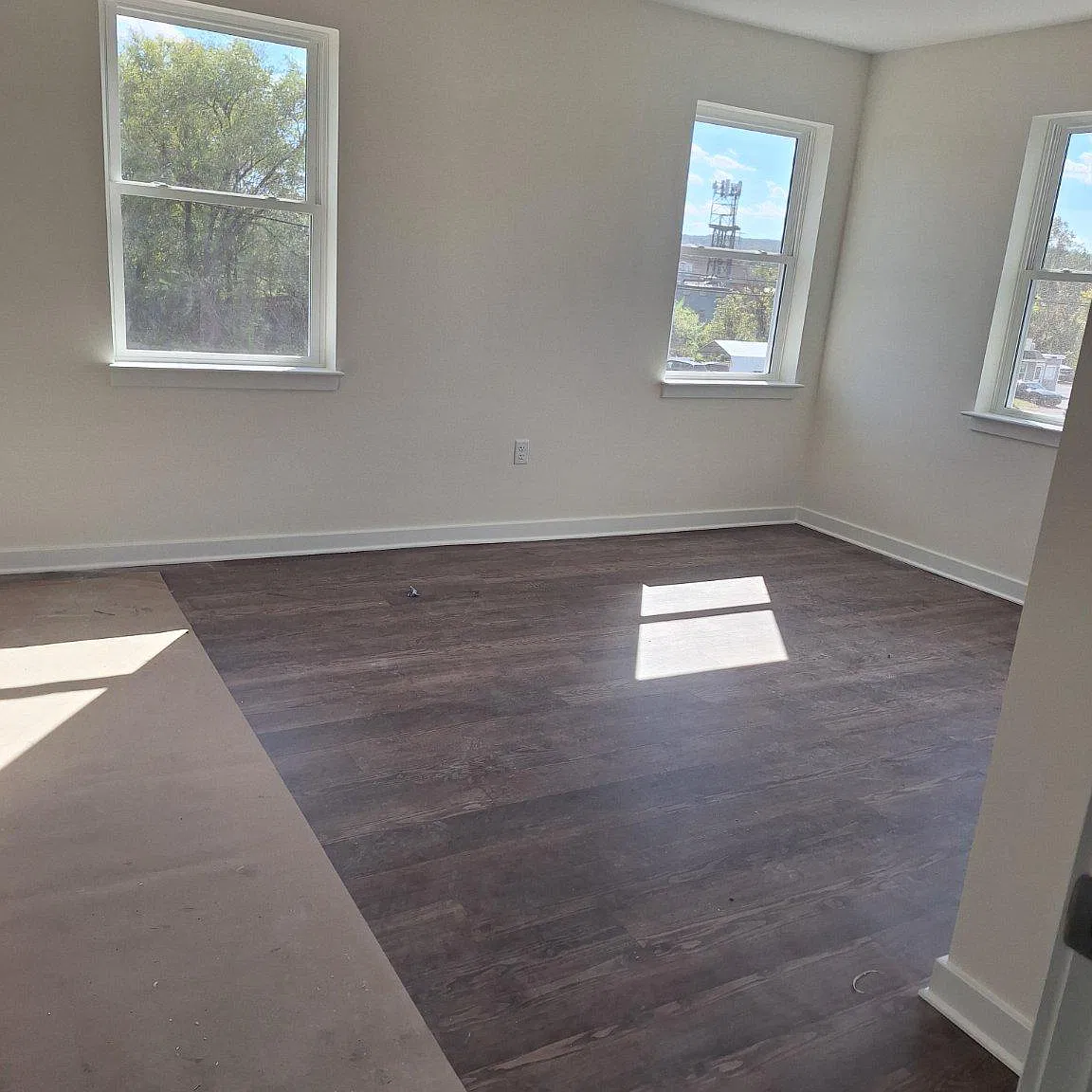 2 bed, 1.0 bath, $2,200 — Photo 4