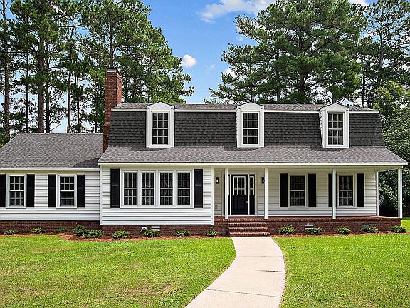 3rd image of 2815 Brookhaven Dr