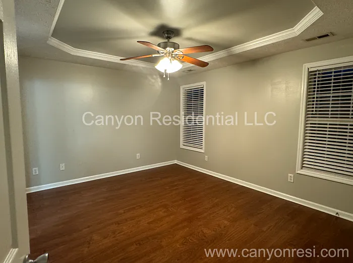 1441 Aultroy Dr — Photo 11