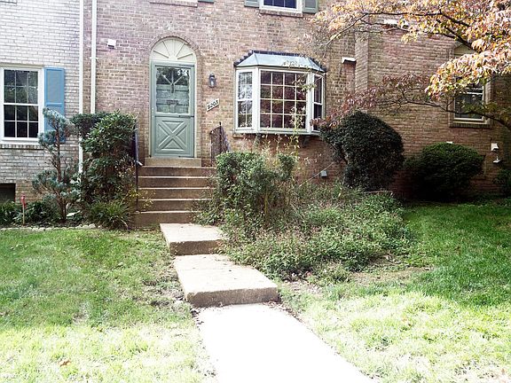 2nd image of 9203 Bailey Ln