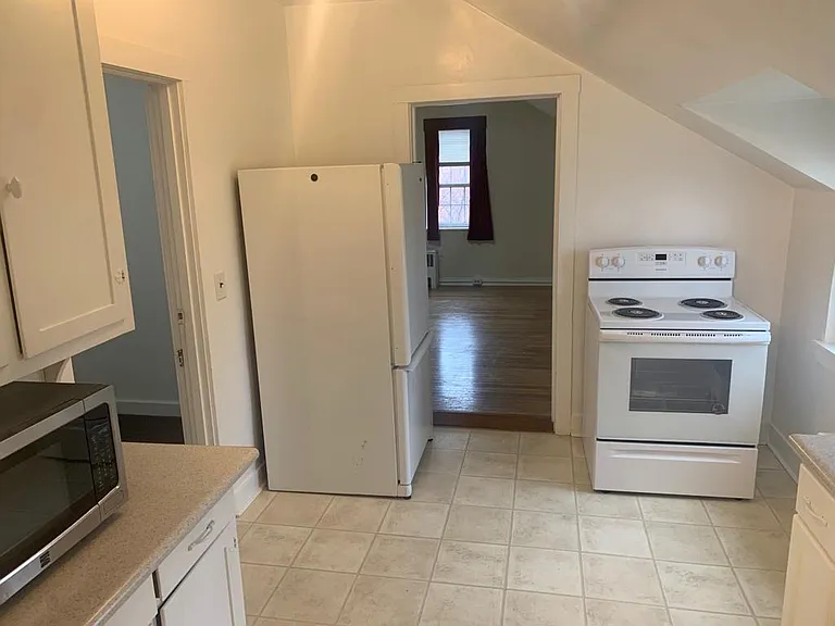 410 P St #4 — Photo 3