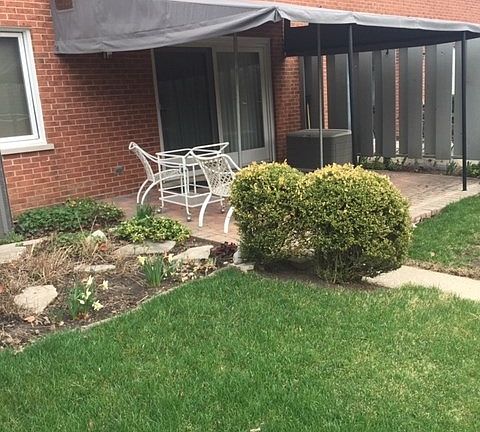 3rd image of 103 Chanticleer Ln #103